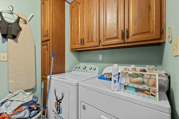 $650,000 | 5861 North 75th Street West, Whiteland, IN 46184