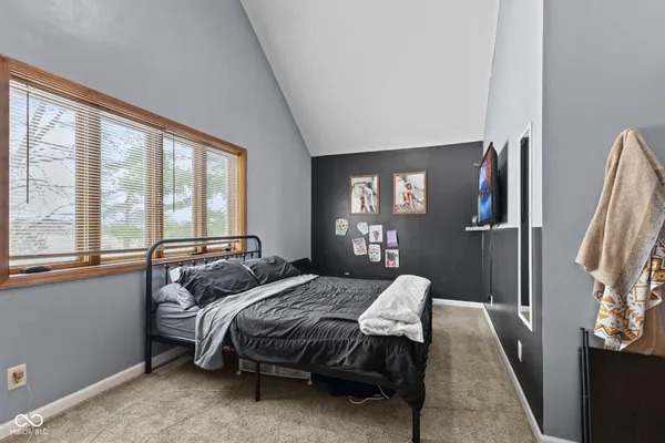 $650,000 | 5861 North 75th Street West, Whiteland, IN 46184