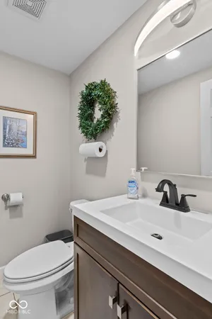 $650,000 | 5861 North 75th Street West, Whiteland, IN 46184