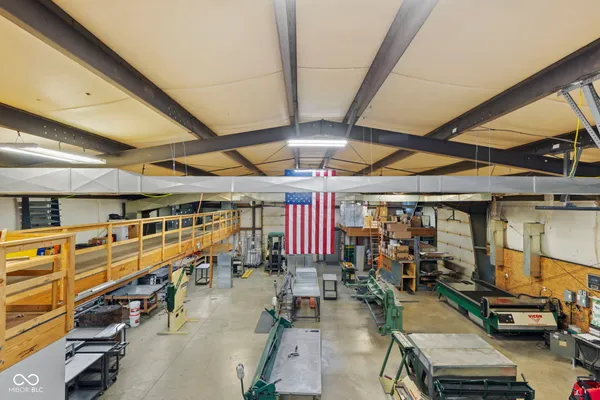 $650,000 | 5861 North 75th Street West, Whiteland, IN 46184