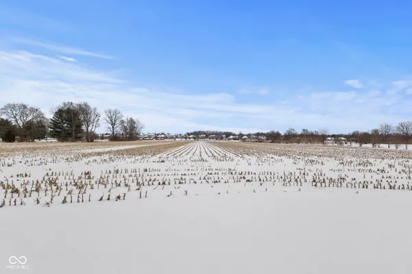 $650,000 | 5861 North 75th Street West, Whiteland, IN 46184