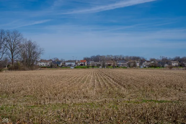 $650,000 | 5861 North 75th Street West, Whiteland, IN 46184