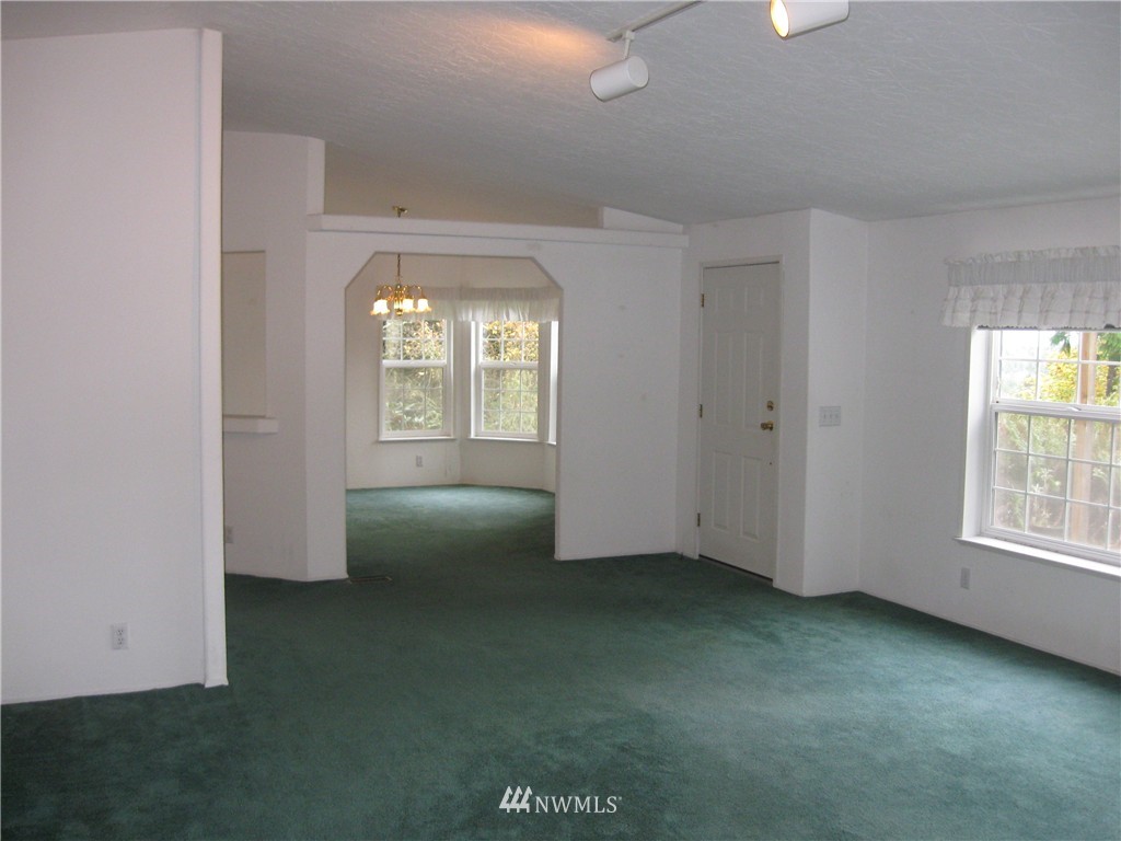 6434 Oak Bay Road Port Ludlow, WA 98365 - Photo 8 of 17 Gallery Image 8