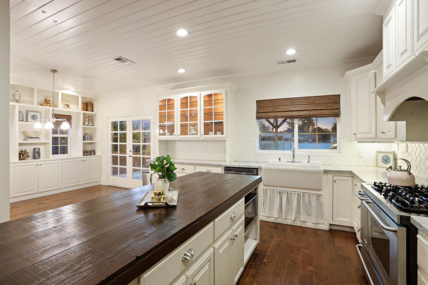 240 3rd Street Galt, CA 95632 - Photo 12 of 56