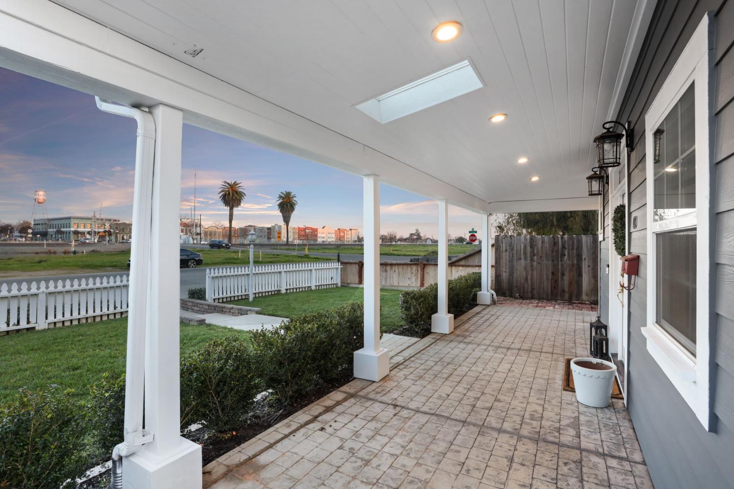 240 3rd Street Galt, CA 95632 - Photo 2 of 56