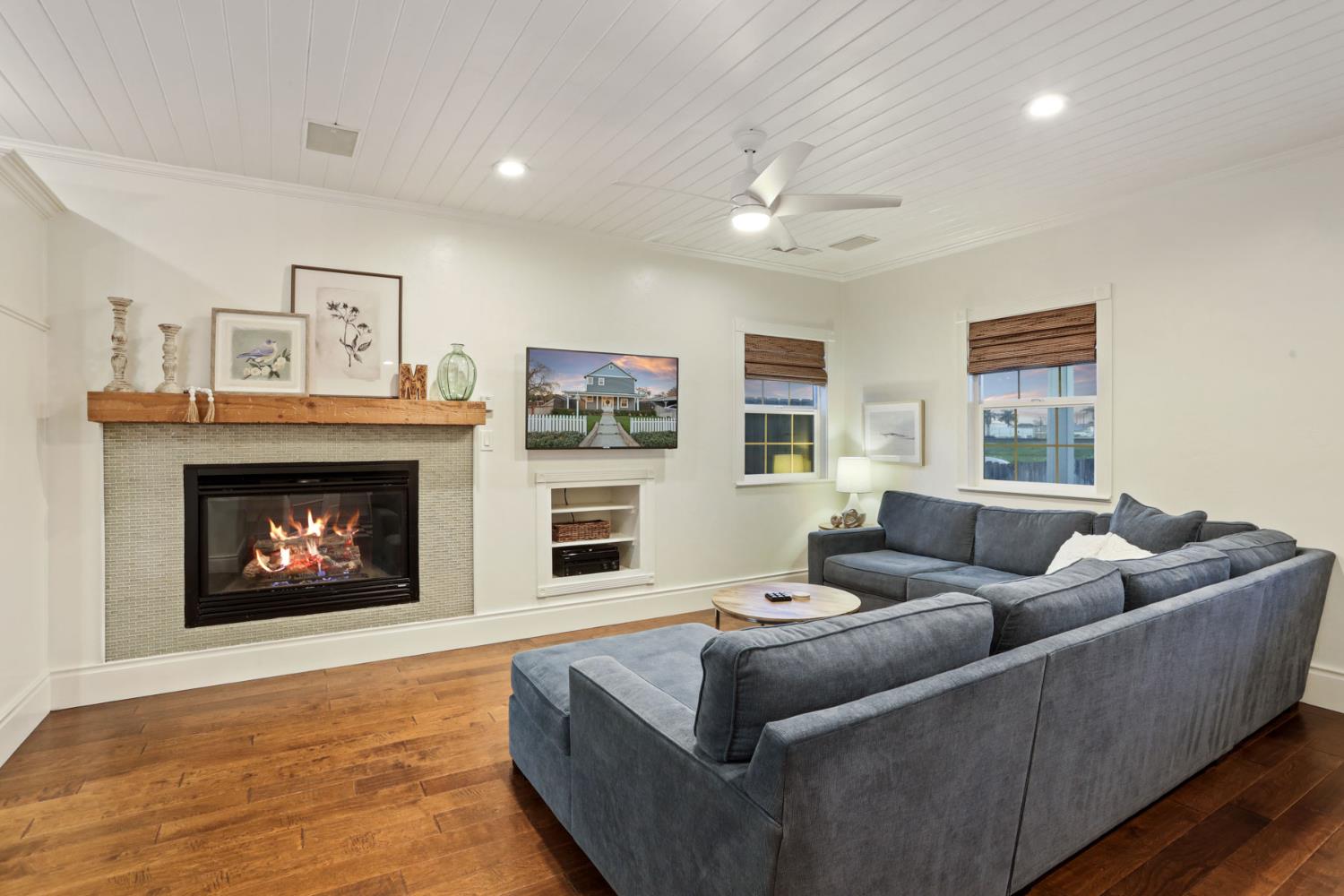 240 3rd Street Galt, CA 95632 - Photo 5 of 56