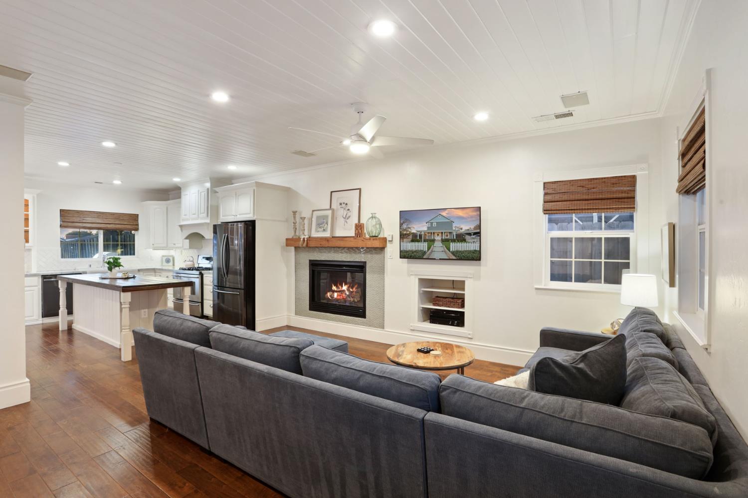 240 3rd Street Galt, CA 95632 - Photo 6 of 56