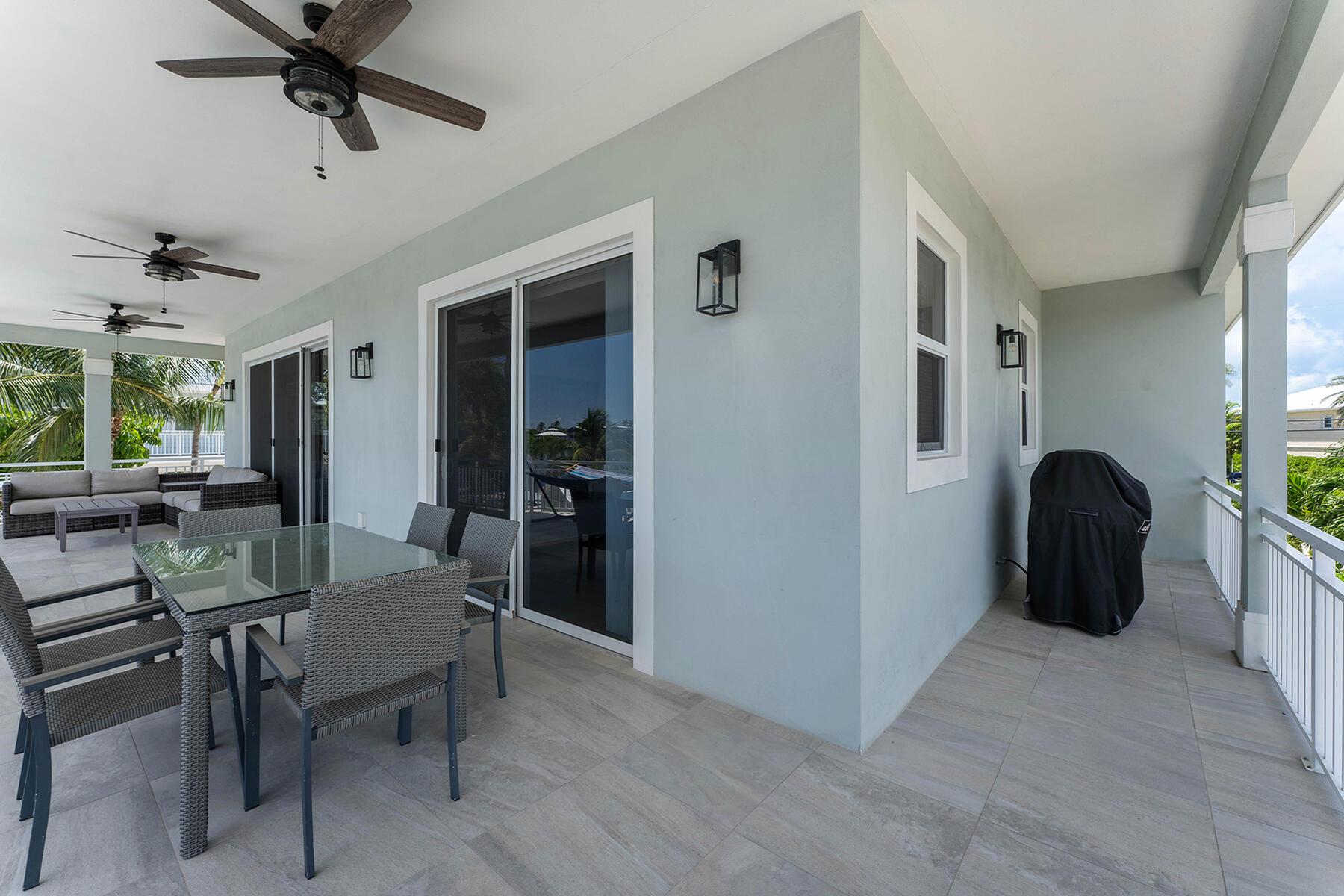 78 North Bounty Lane Key Largo, FL 33037 - Photo 33 of 68 a view of a livingroom with furniture and a ceiling fan