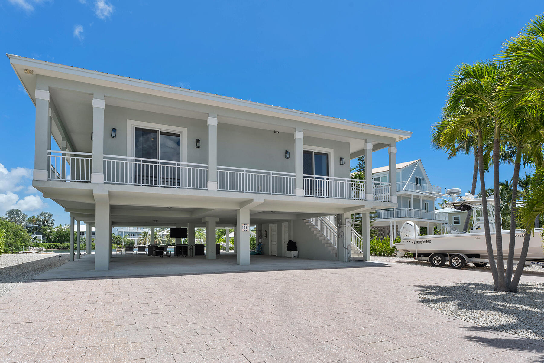 78 North Bounty Lane Key Largo, FL 33037 - Photo 10 of 68 2 story CBS with a pool