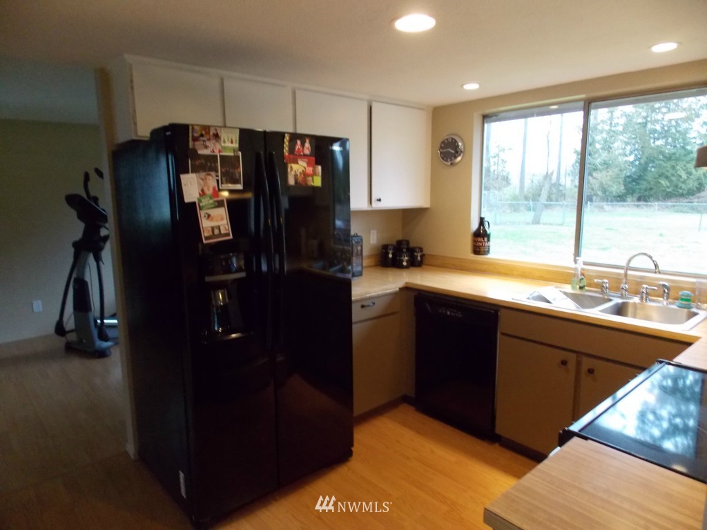 365 Howe Road Toledo, WA 98591 - Photo 4 of 15