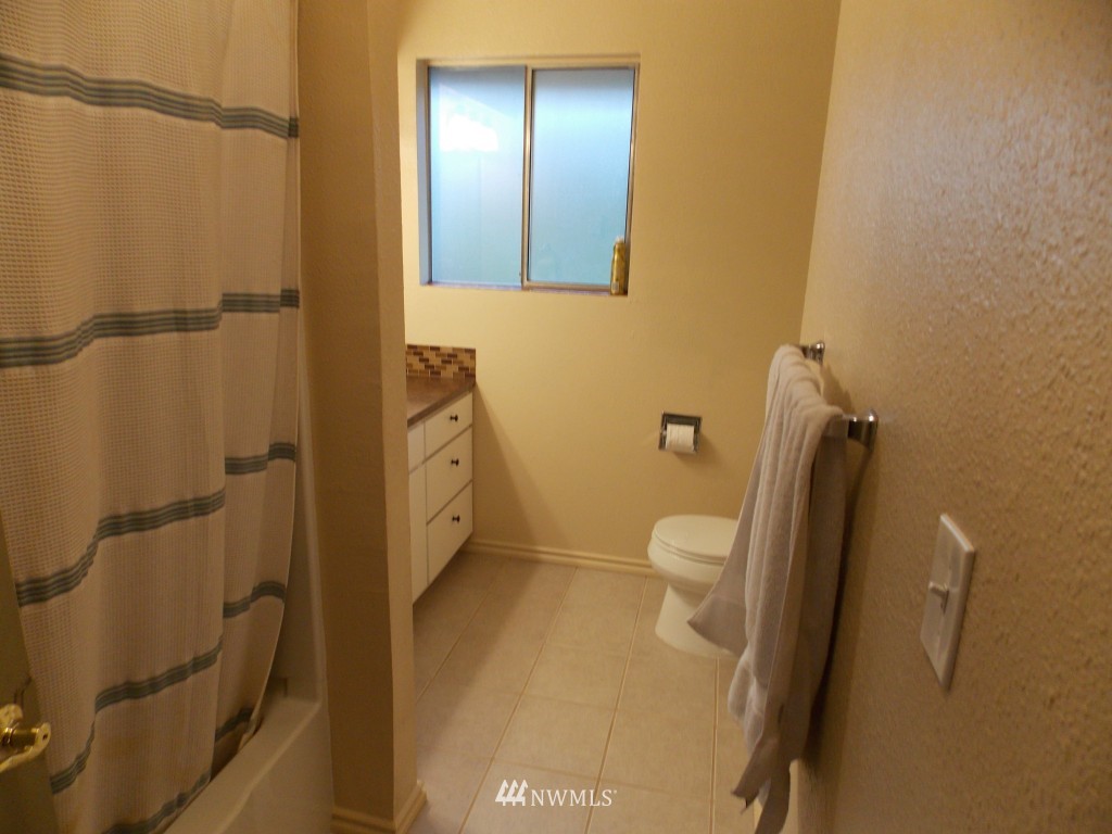 365 Howe Road Toledo, WA 98591 - Photo 7 of 15