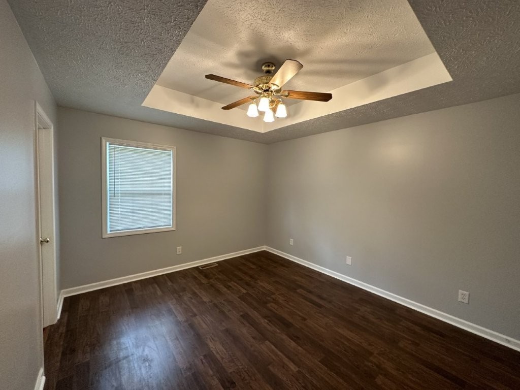 108 Roberts Road Shelbyville, TN 37160 - Photo 10 of 16