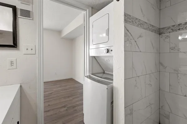 a view of walk in closet