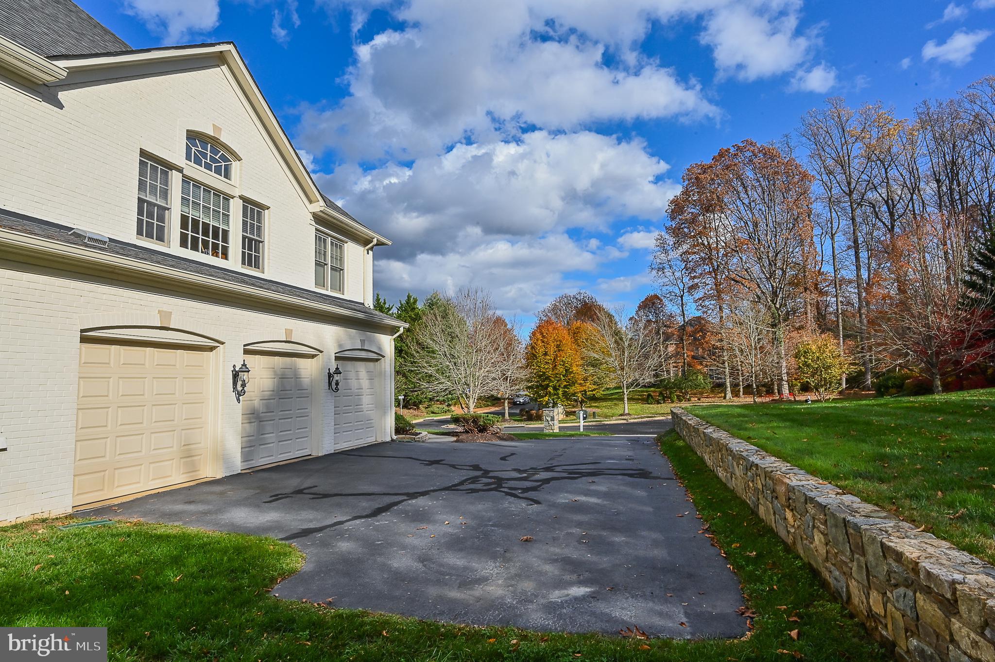 2956 Bonds Ridge Court Oakton, VA 22124 - Photo 14 of 132