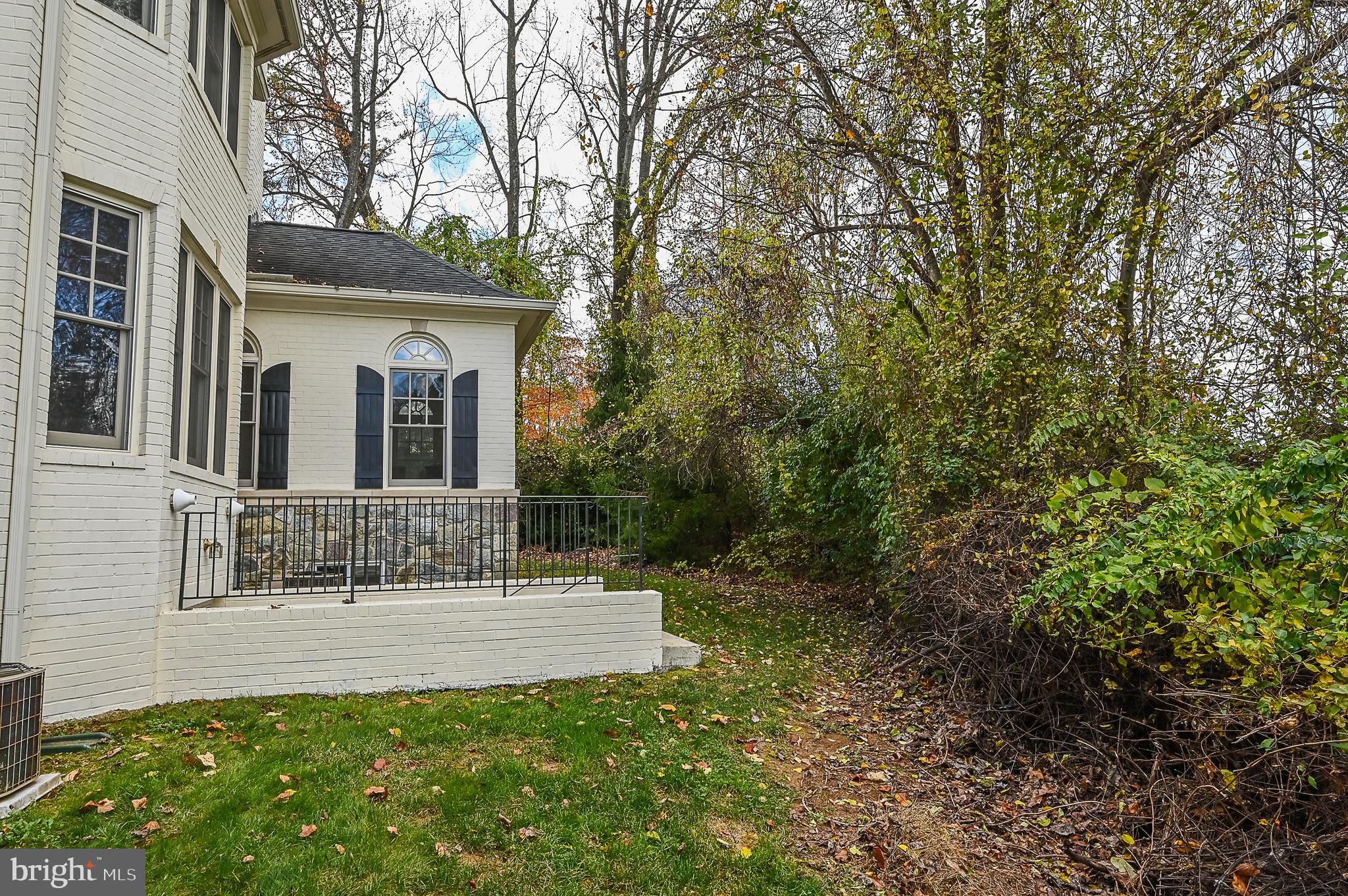 2956 Bonds Ridge Court Oakton, VA 22124 - Photo 23 of 132