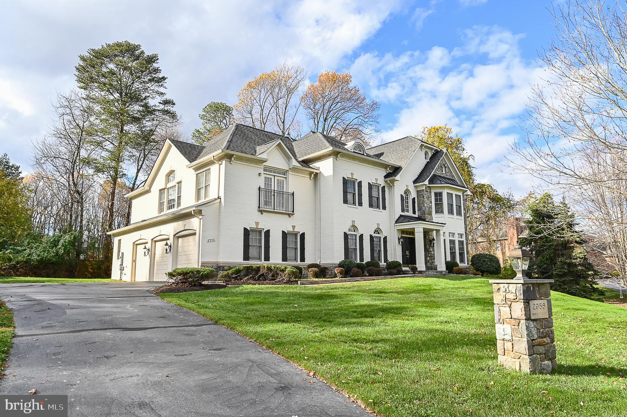 2956 Bonds Ridge Court Oakton, VA 22124 - Photo 8 of 132
