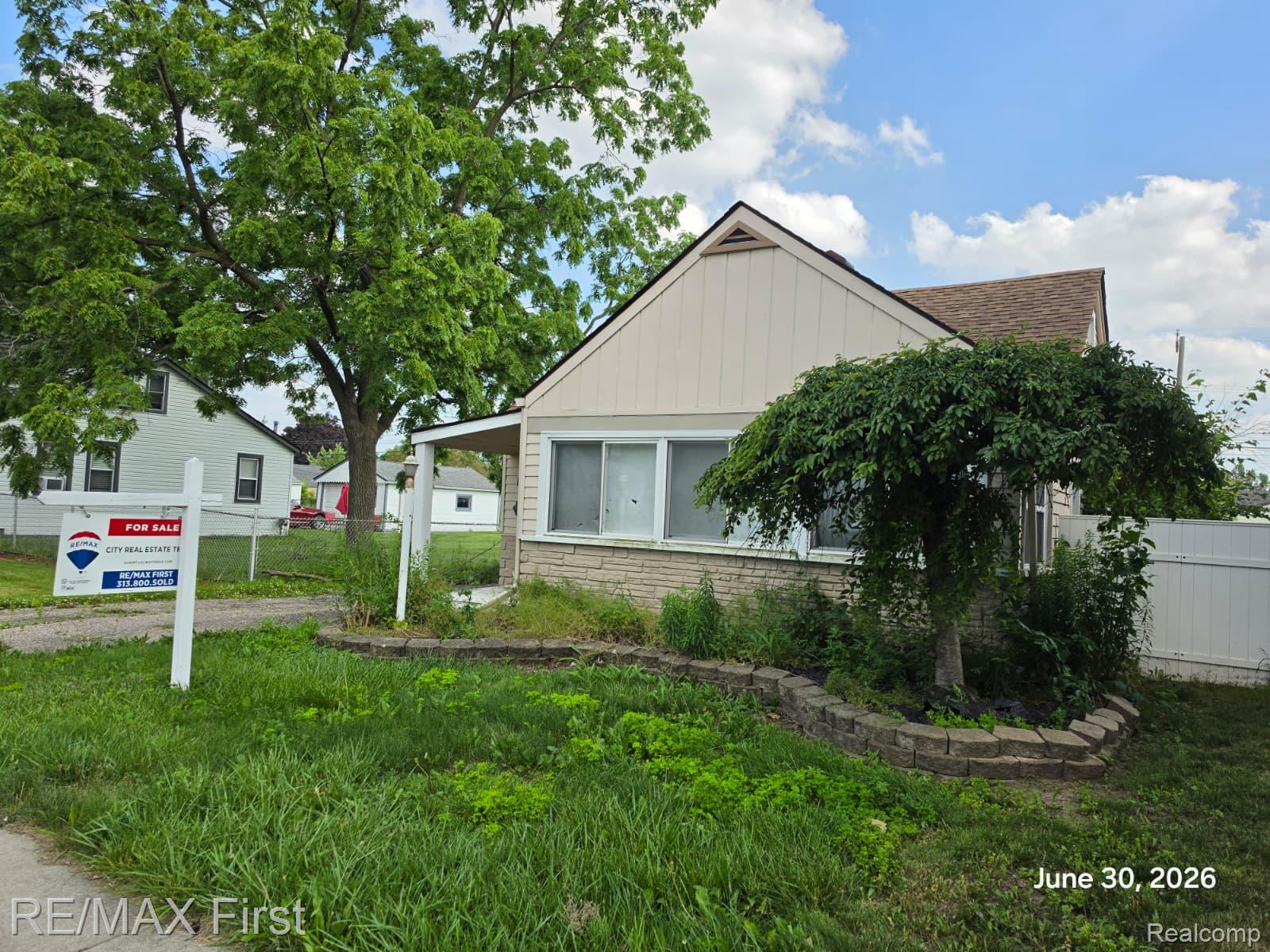 13346 Toepfer Road Warren, MI 48089 - Photo 3 of 9 PHOTO-2026-06-30-17-47-14.jpg