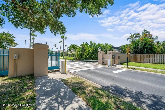 $995,000 | 327 Southampton Drive, Indialantic, FL 32903