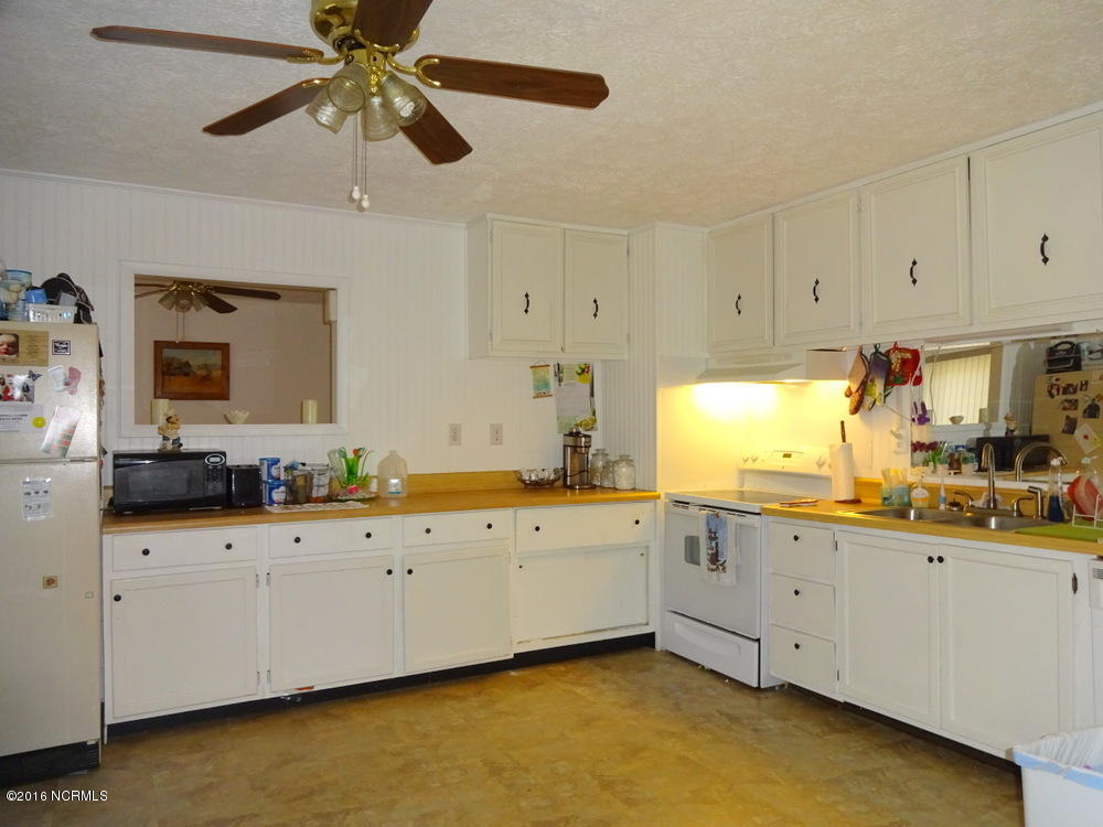 3601 Middle Sound Loop Road Wilmington, NC 28411 - Photo 5 of 11 DSC00023