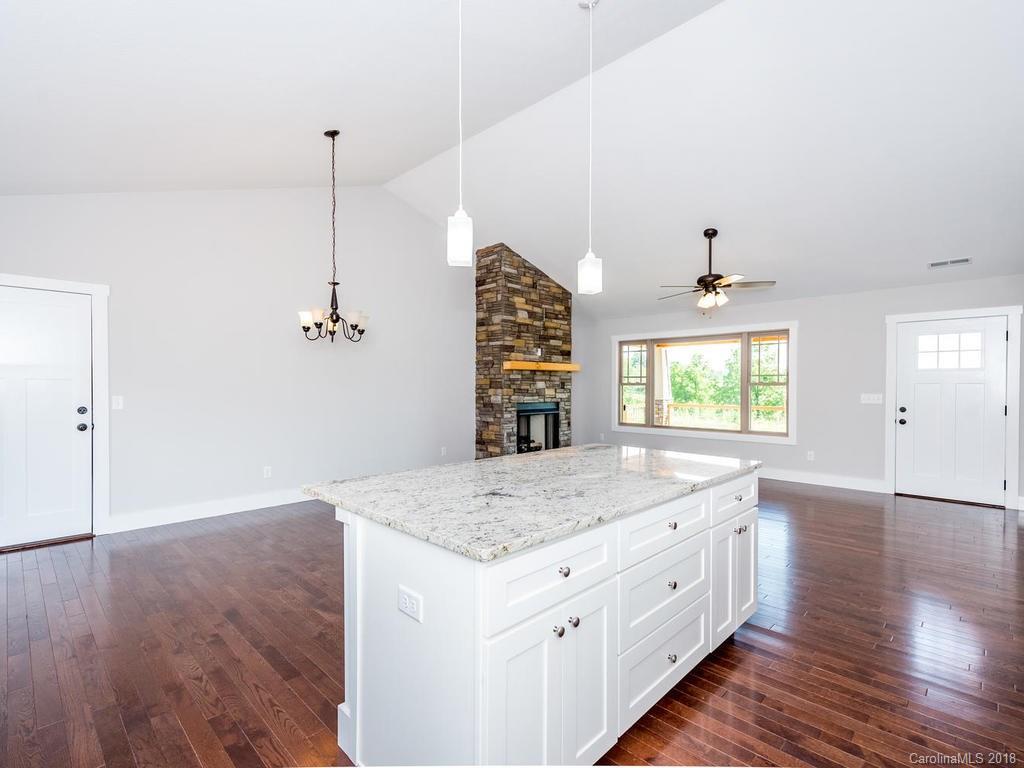 612 Green Valley Road Leicester, NC 28748 - Photo 13 of 33 Gallery Image 13