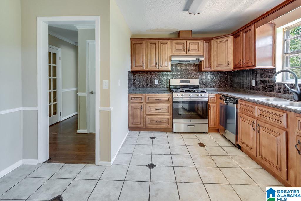 429 9th Street Pleasant Grove, AL 35127 - Photo 14 of 22