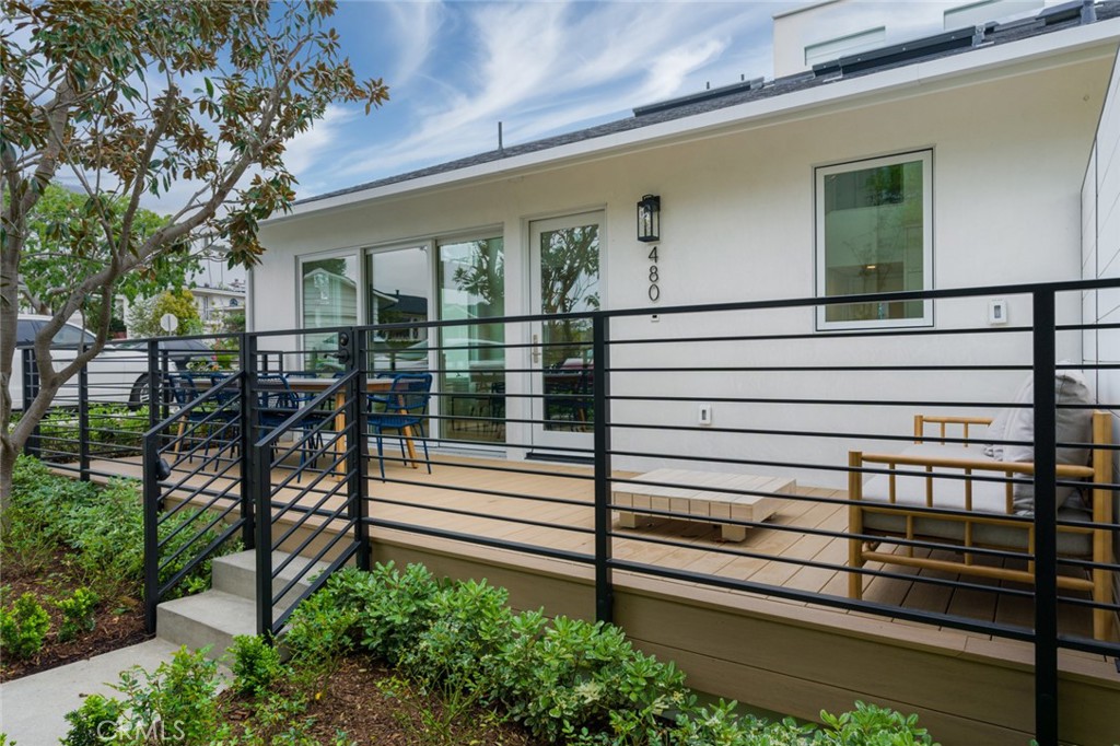 480 Morning Canyon Road Corona del Mar, CA 92625 - Photo 27 of 33 a view of a house with backyard and wooden fence