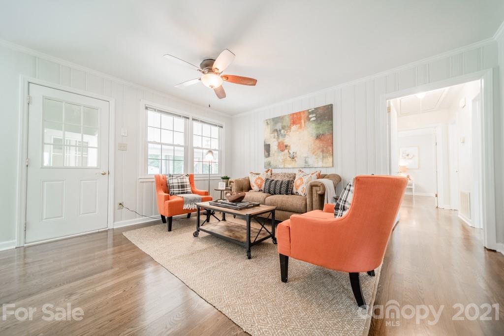 5330 Valley Forge Road Charlotte, NC 28210 - Photo 14 of 27 a living room with furniture wooden floor and a window