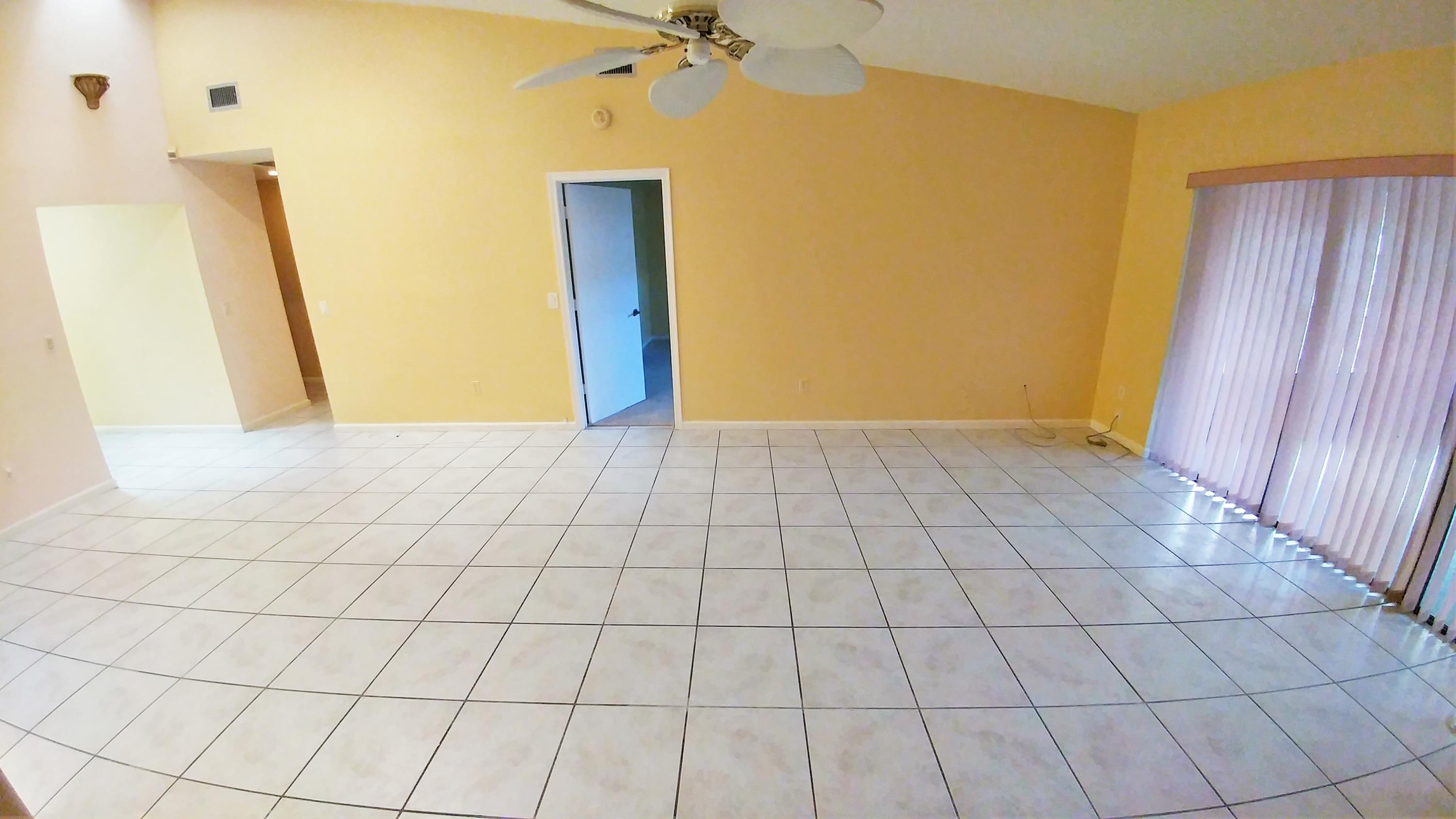 4391 Rende Lane Lake Worth, FL 33461 - Photo 7 of 16 20161024_122958_HDR