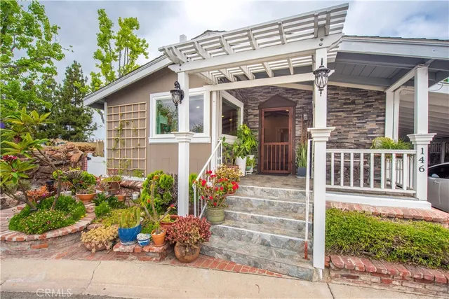 $273,800 | 1001 West Lambert Road, Unit 146, La Habra, CA 90631