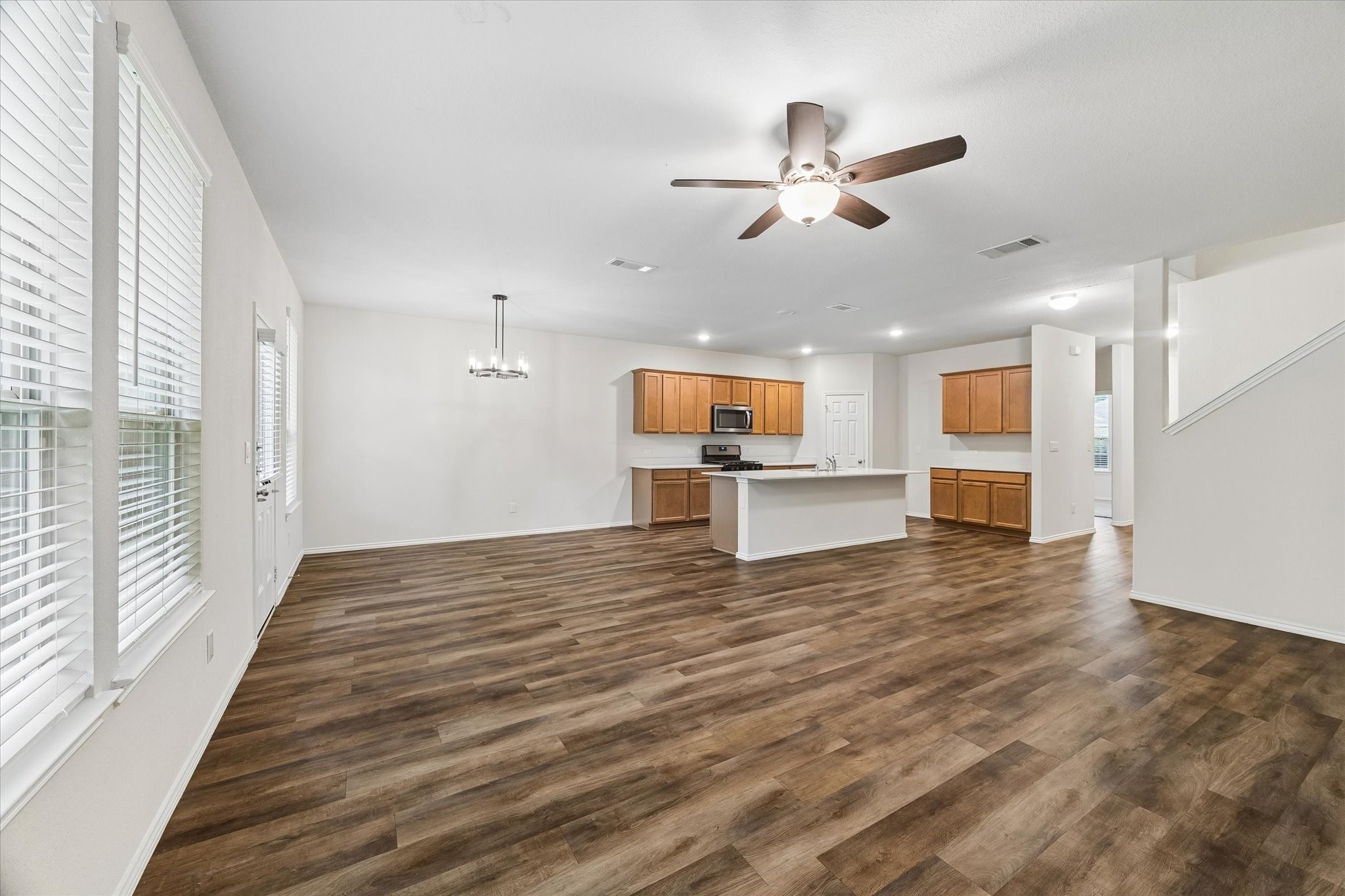 4050 Timber Sapp Drive Conroe, TX 77304 - Photo 6 of 20