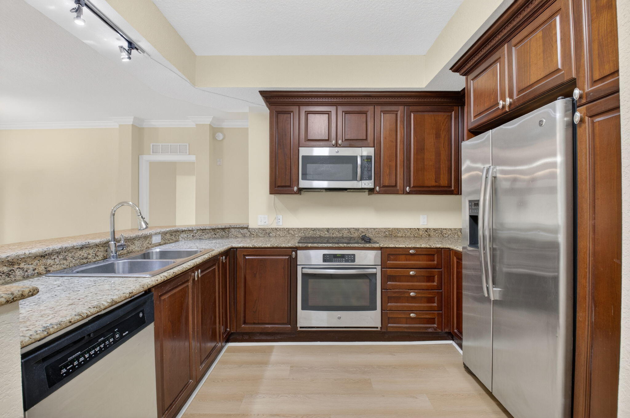 1690 Renaissance Commons Boulevard, Unit 1219 Boynton Beach, FL 33426 - Photo 12 of 52 13-web-or-mls-DSC_0239