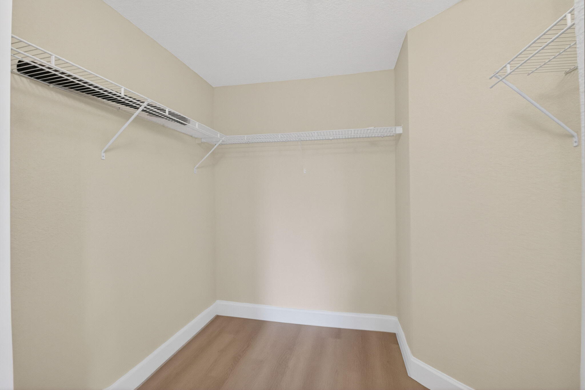 1690 Renaissance Commons Boulevard, Unit 1219 Boynton Beach, FL 33426 - Photo 24 of 52 25-web-or-mls-DSC_0303