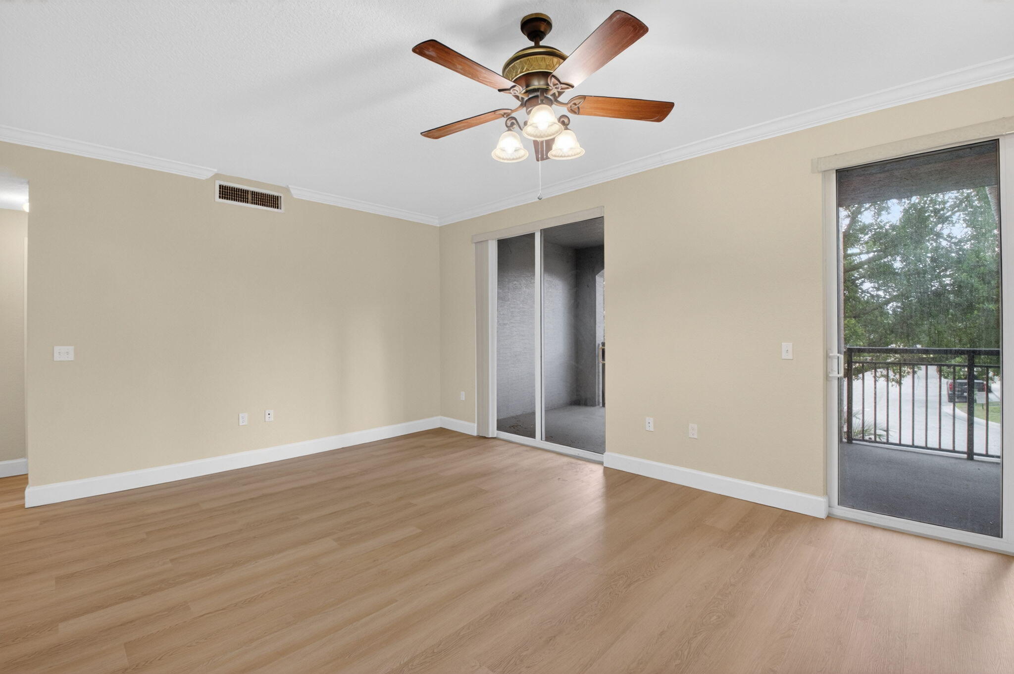 1690 Renaissance Commons Boulevard, Unit 1219 Boynton Beach, FL 33426 - Photo 7 of 52 8-web-or-mls-DSC_0214
