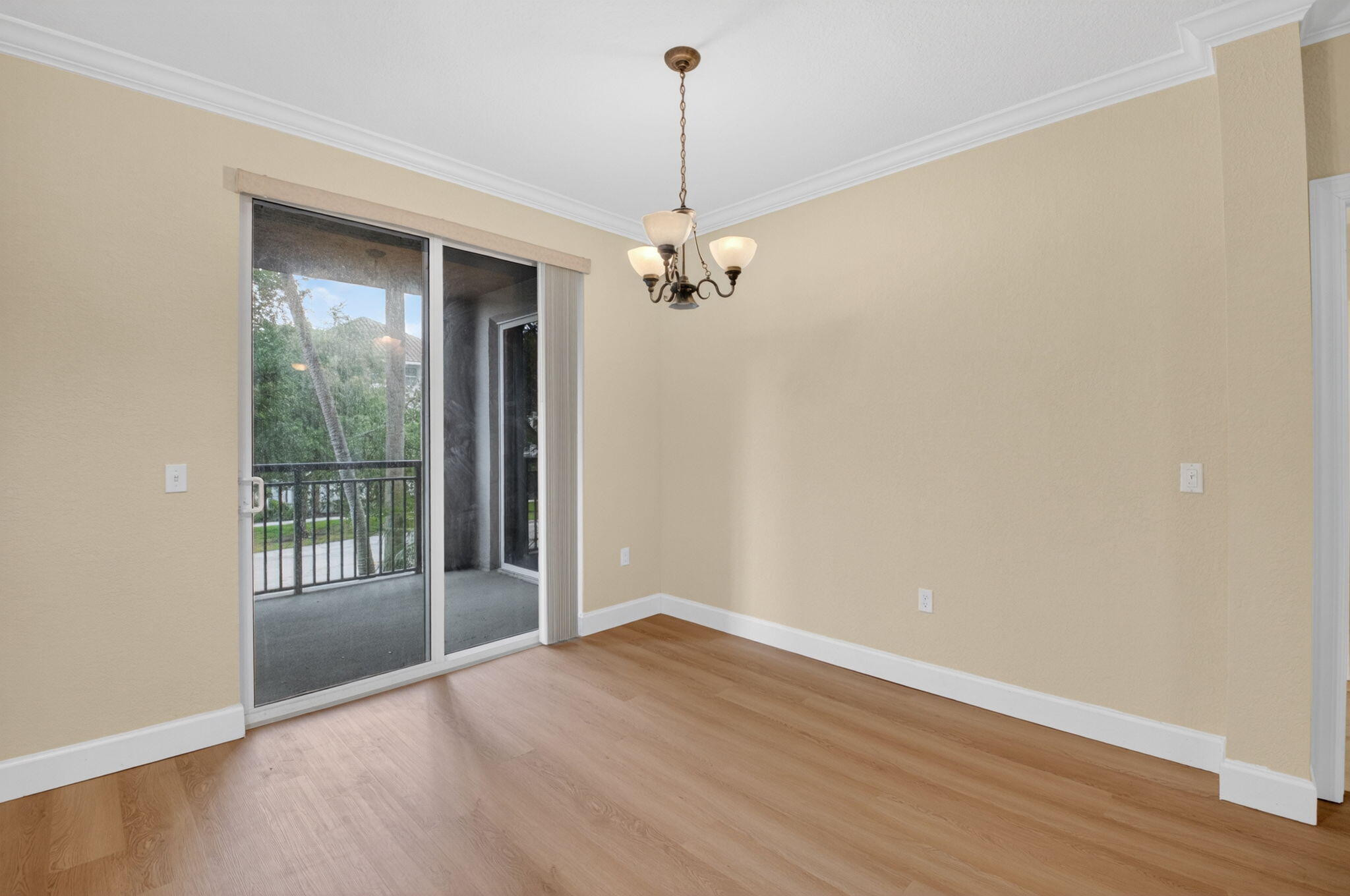 1690 Renaissance Commons Boulevard, Unit 1219 Boynton Beach, FL 33426 - Photo 8 of 52 9-web-or-mls-DSC_0218