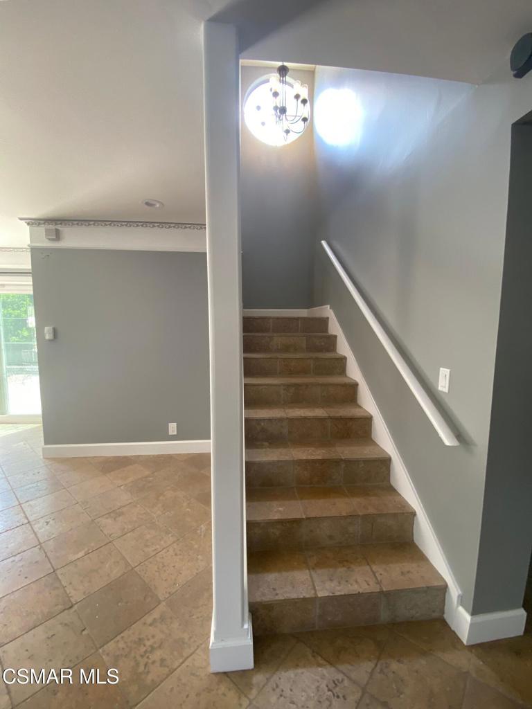 4511 Barnard Street Simi Valley, CA 93063 - Photo 8 of 25