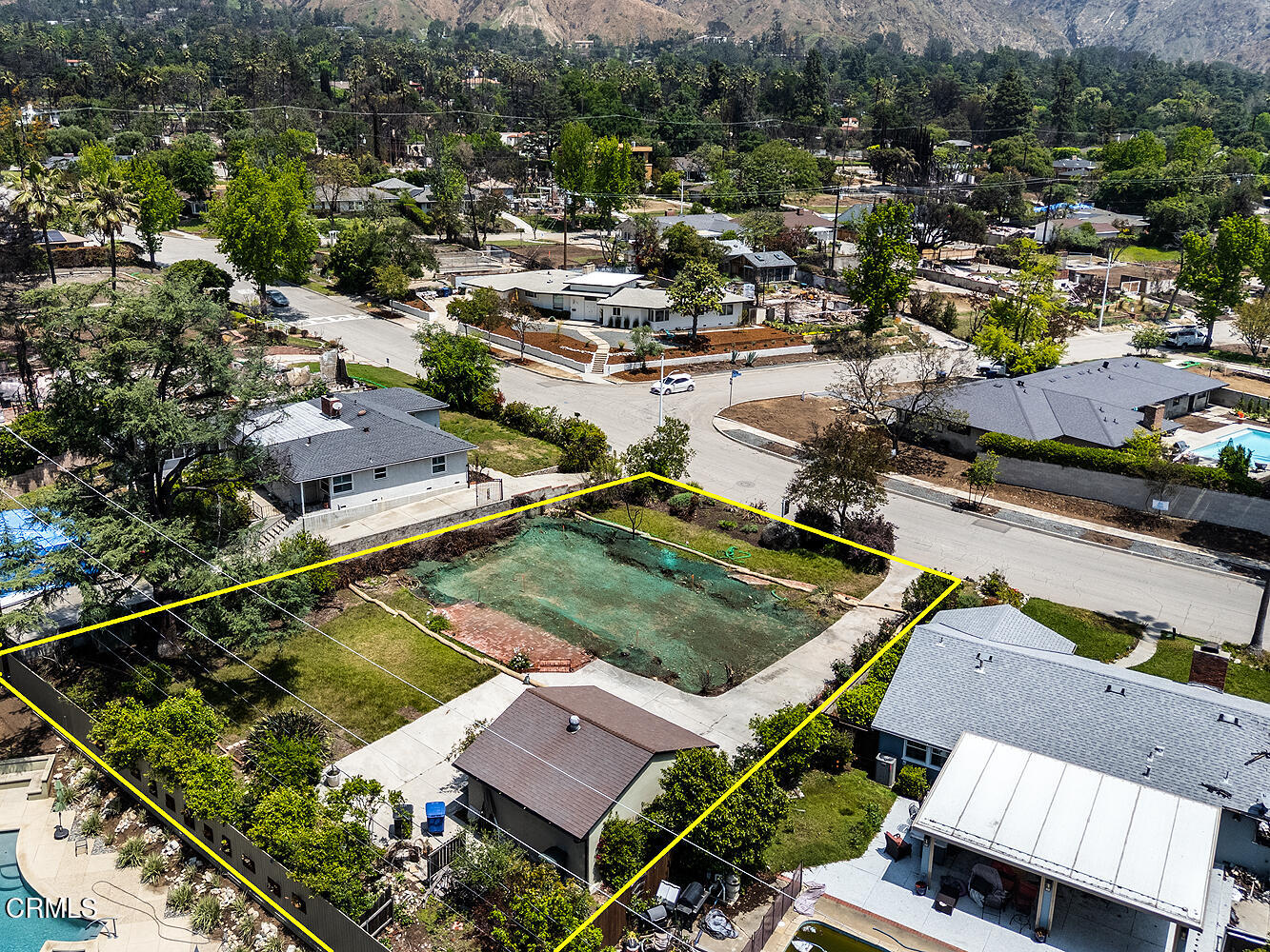 2221 Sinaloa Avenue Altadena, CA 91001 - Photo 12 of 22 an aerial view of residential houses with outdoor space
