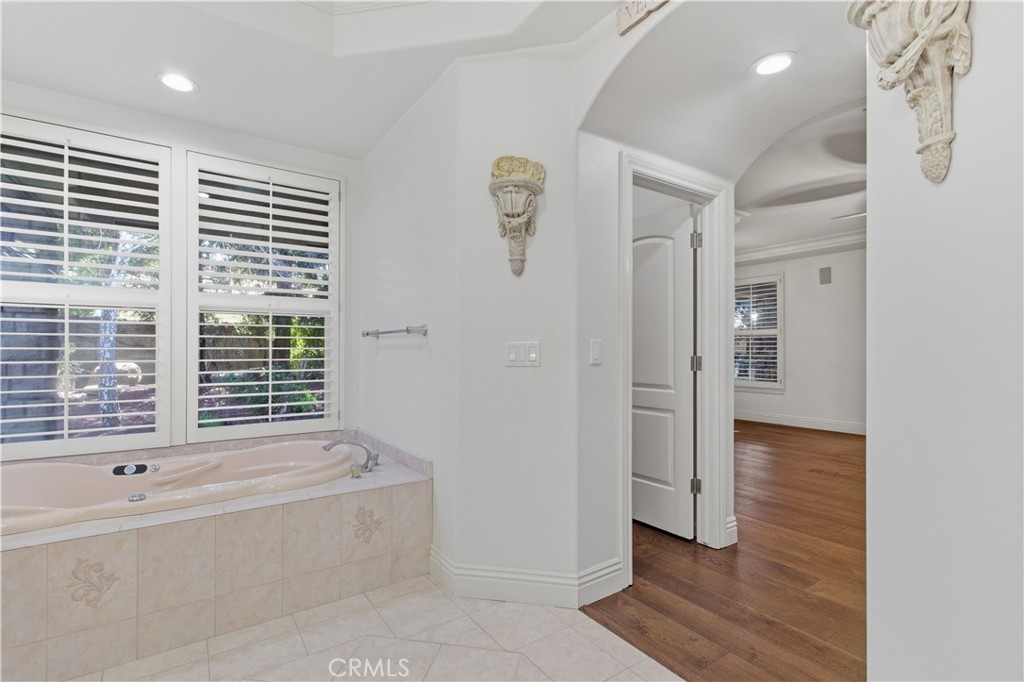 2144 King Arthur Court Merced, CA 95340 - Photo 45 of 66 a bathroom with bathtub and shower