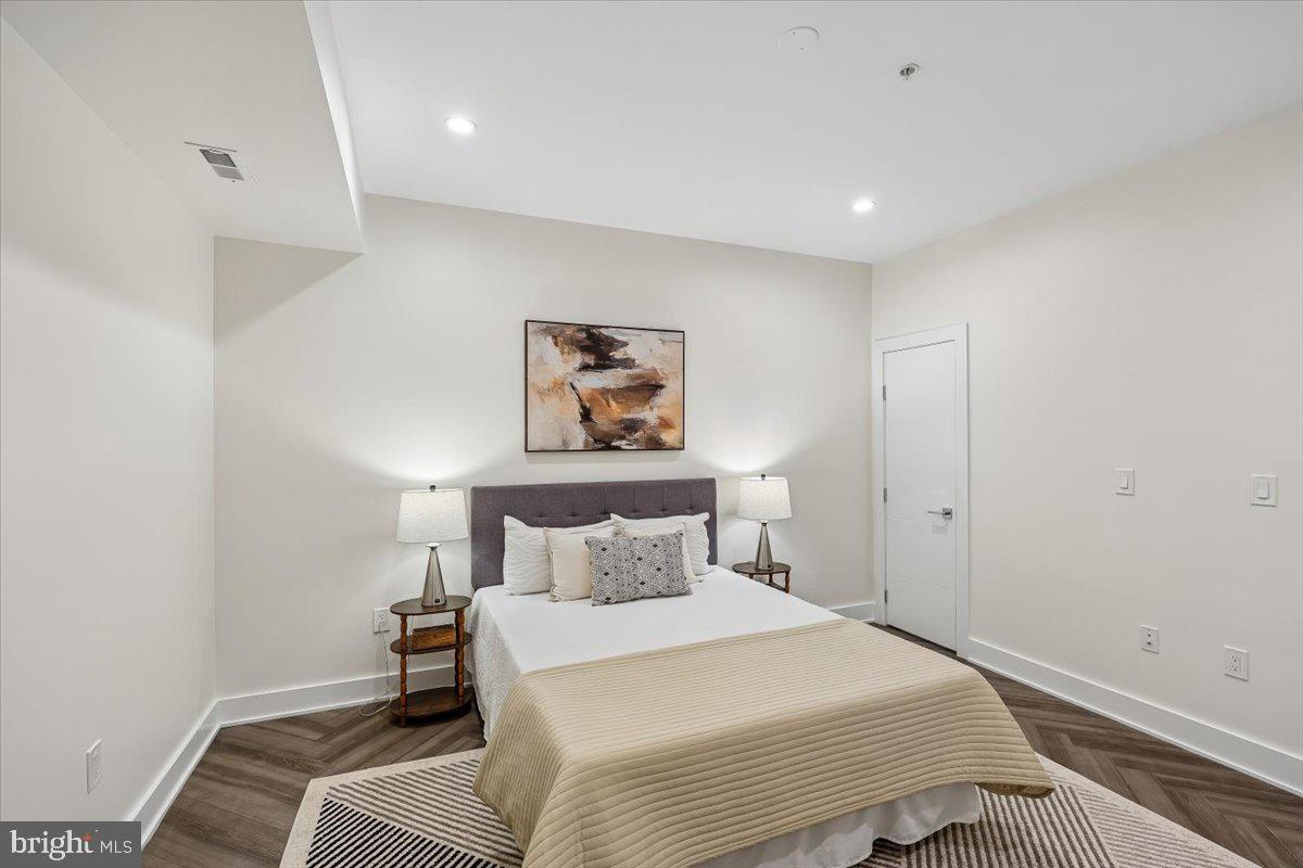 2429 Ontario Road Northwest, Unit 2 Washington, DC 20009 - Photo 37 of 52