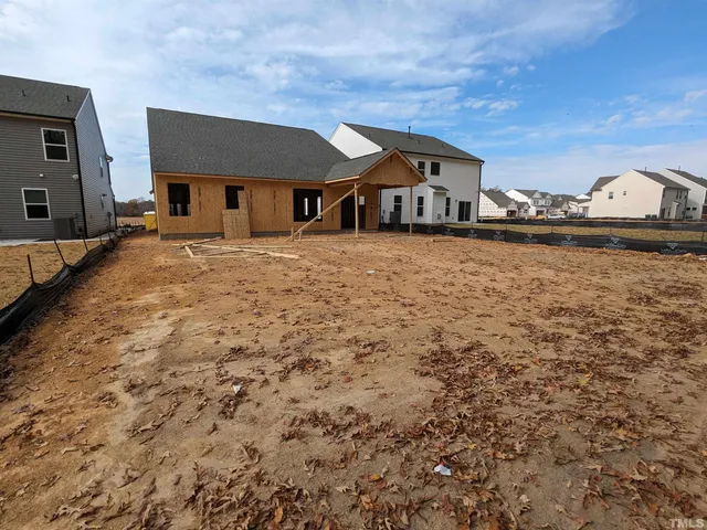 a front view of house with yard