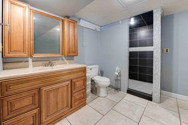 $405,000 | 6721 59th Avenue, Kenosha, WI 53142