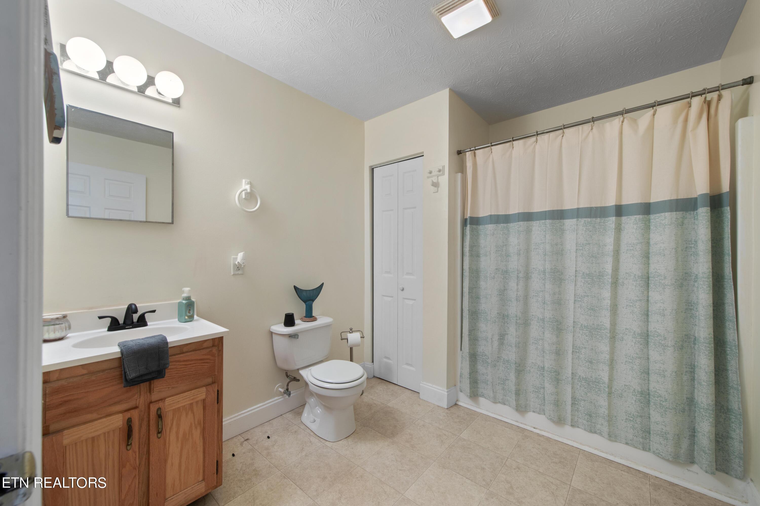 105 Watson Road Caryville, TN 37714 - Photo 8 of 17 030A9792