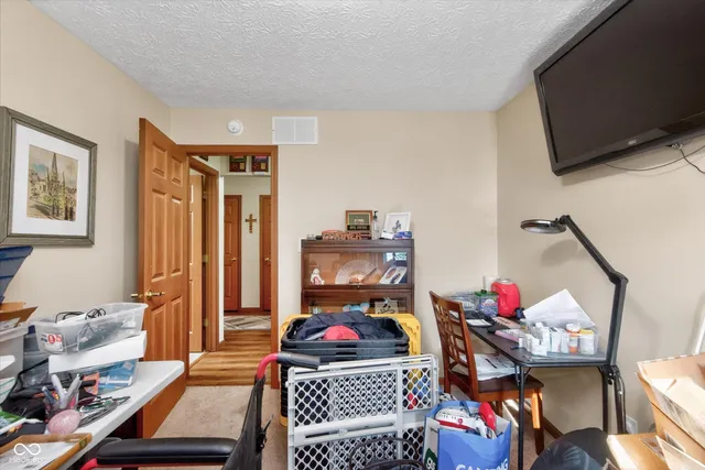 $350,000 | 13270 Summerwood Lane, Fishers, IN 46038