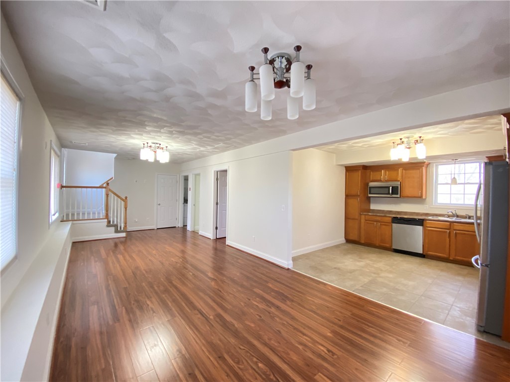 4 Fieldstone Way Westerly, RI 02891 - Photo 14 of 27