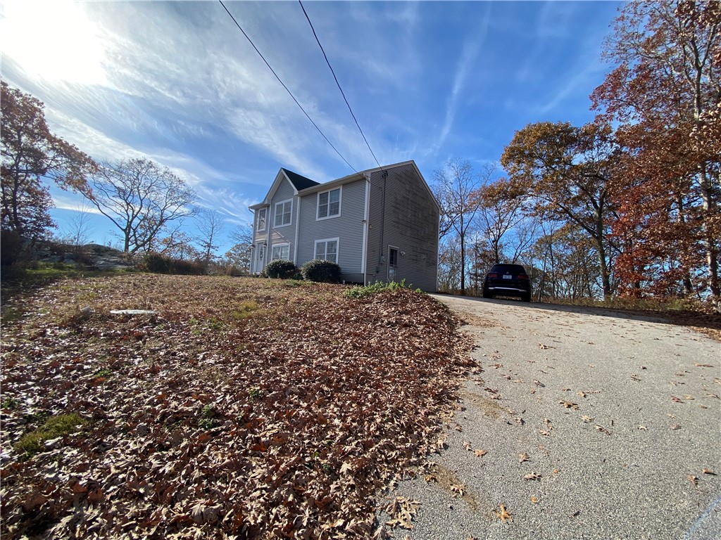 4 Fieldstone Way Westerly, RI 02891 - Photo 3 of 27