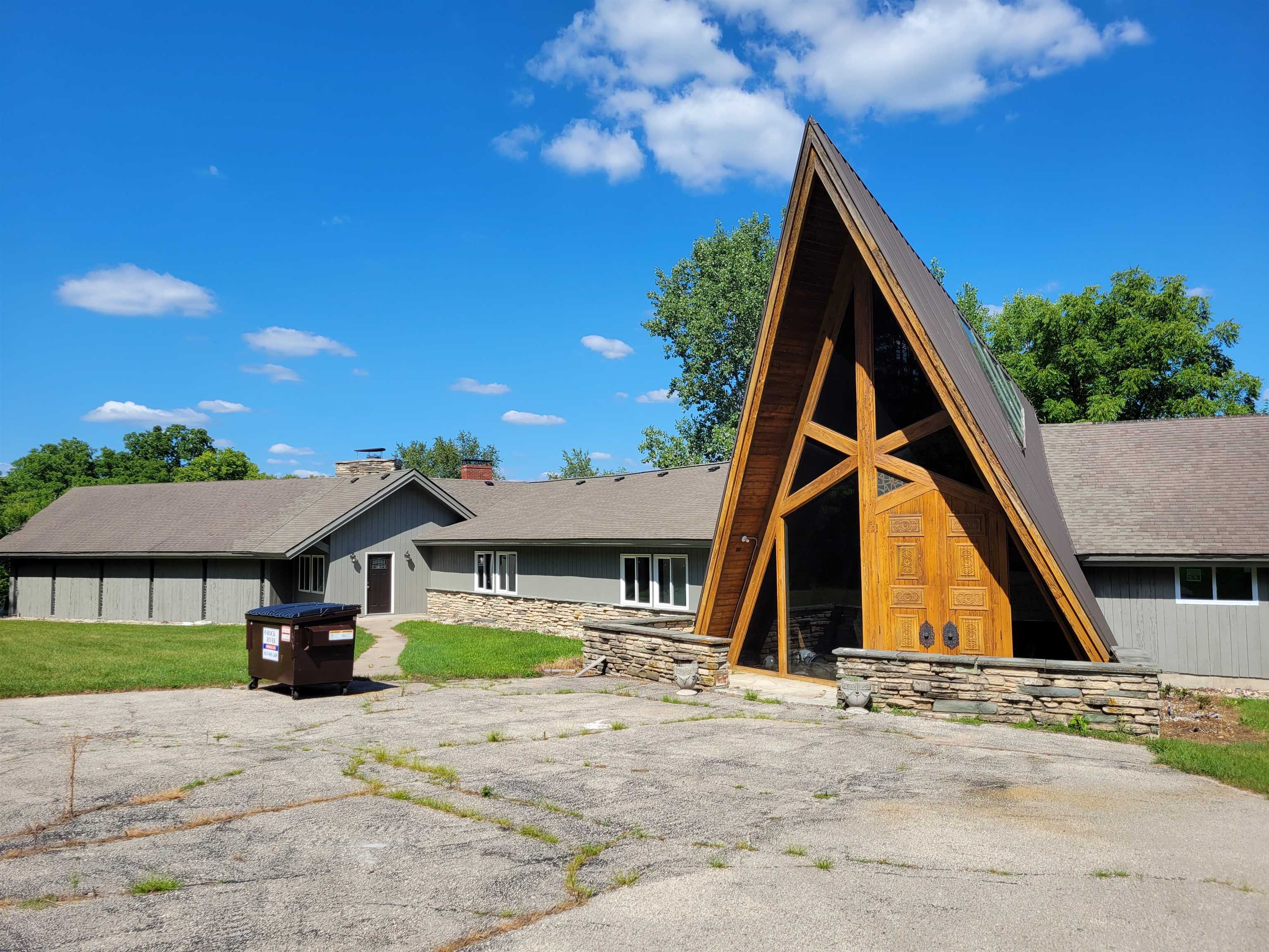 7037 Pomeroy Road Rockton, IL 61072 - Photo 1 of 35
