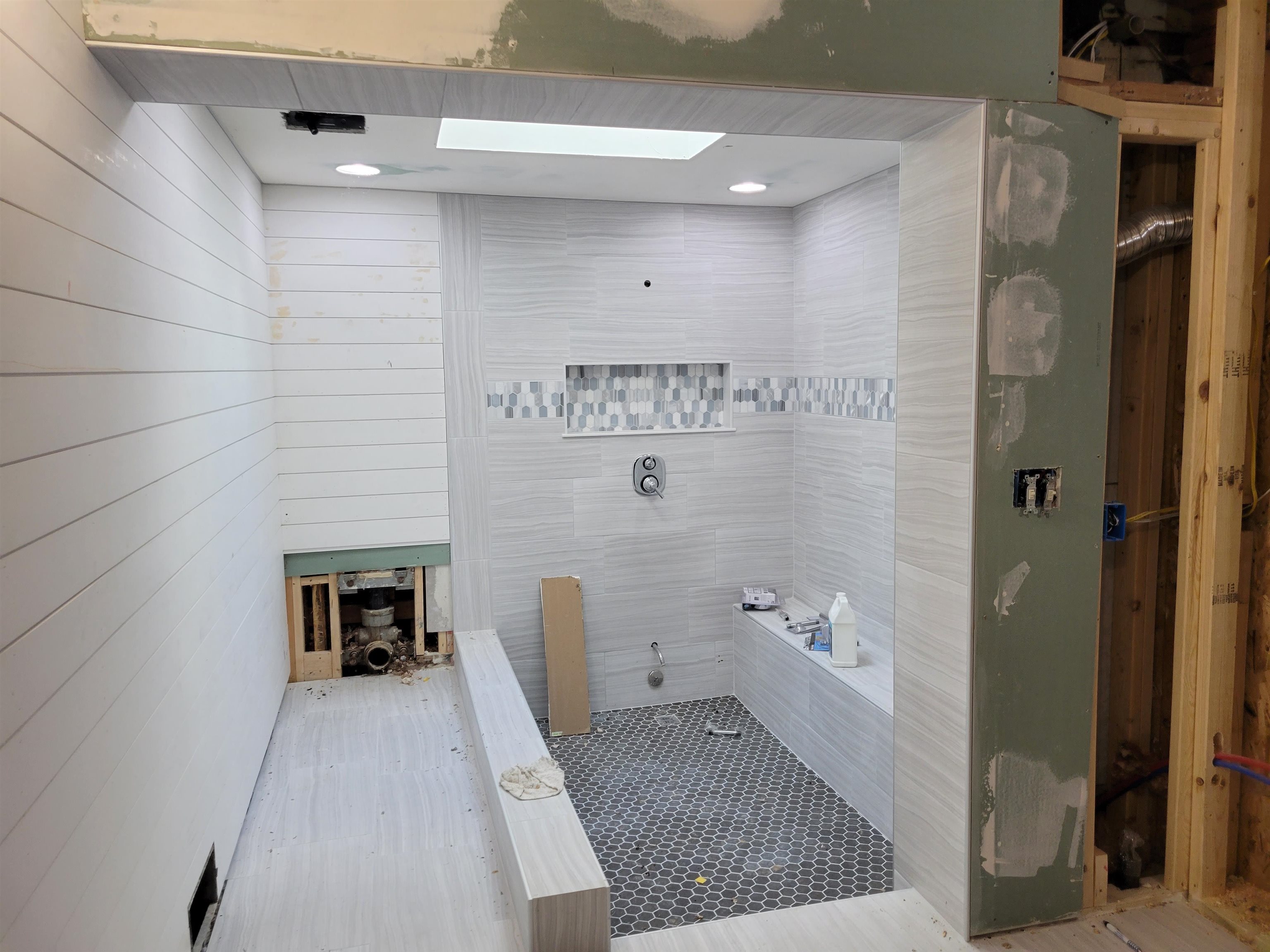 7037 Pomeroy Road Rockton, IL 61072 - Photo 18 of 35 a bathroom with a sink a toilet and shower