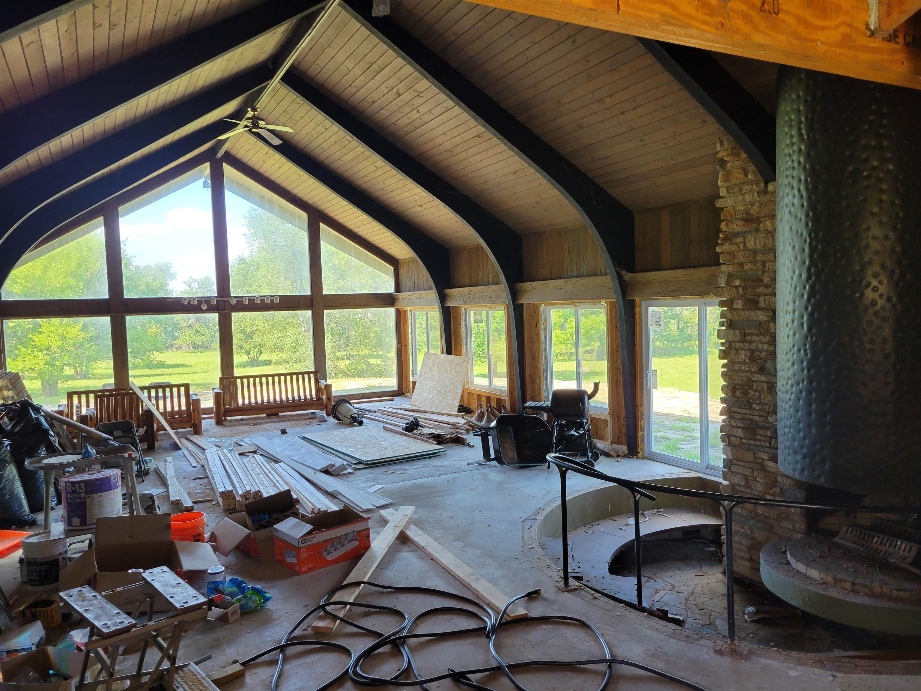 7037 Pomeroy Road Rockton, IL 61072 - Photo 22 of 35 a living room with furniture and floor to ceiling window