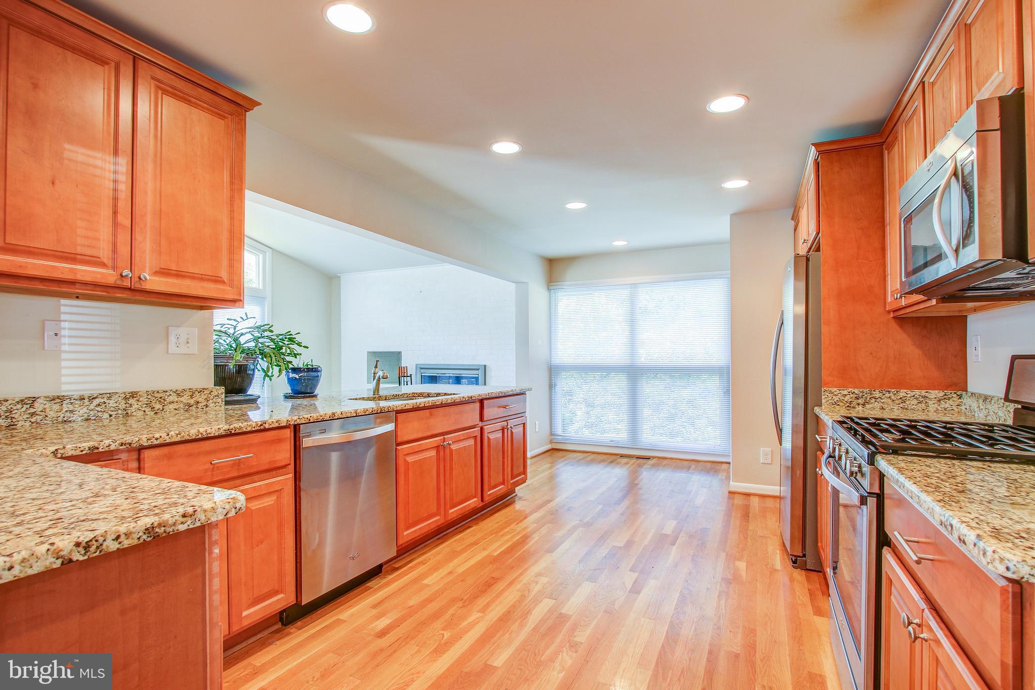 1700 Beaver Circle Reston, VA 20190 - Photo 14 of 36