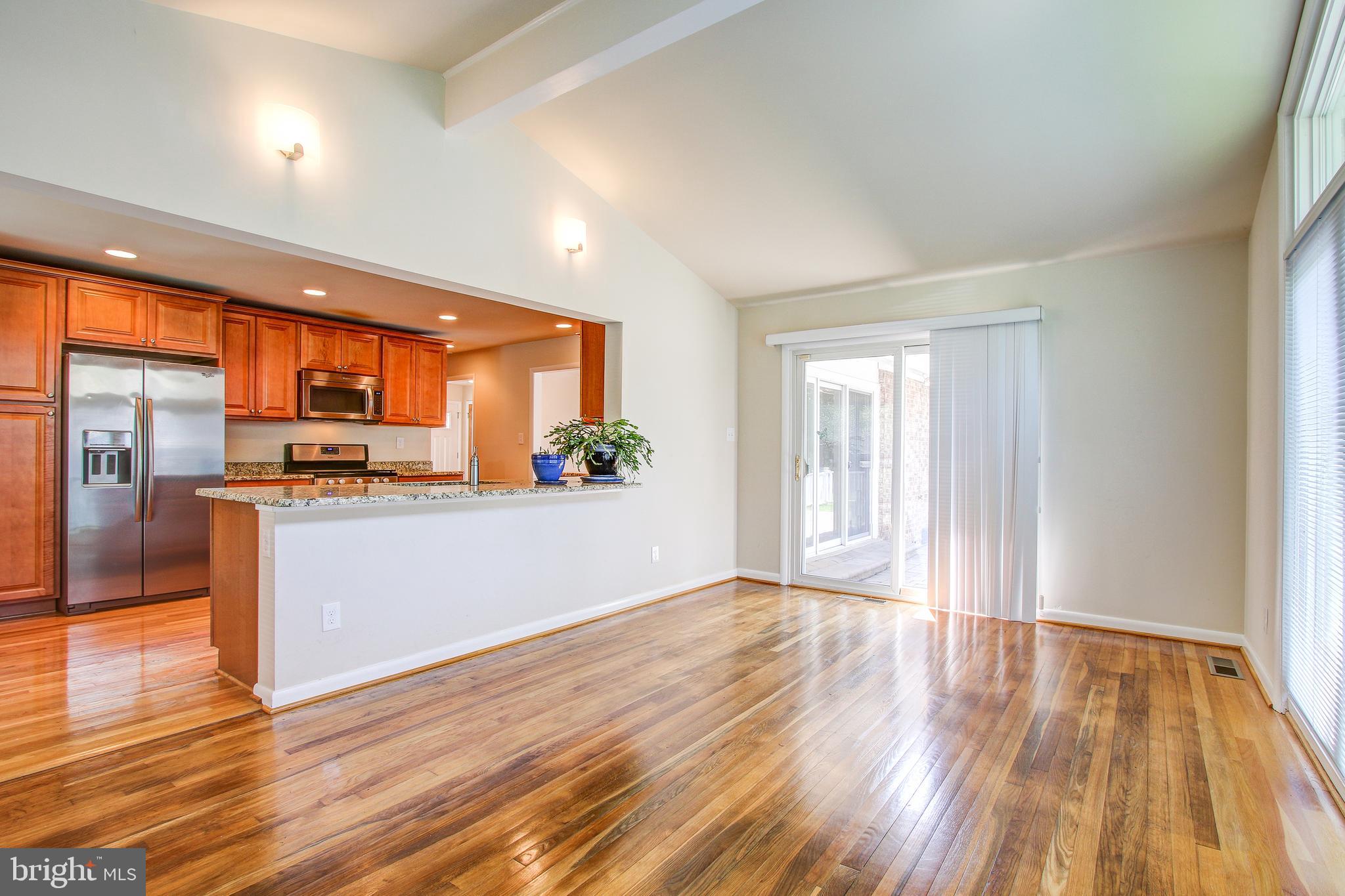 1700 Beaver Circle Reston, VA 20190 - Photo 19 of 36