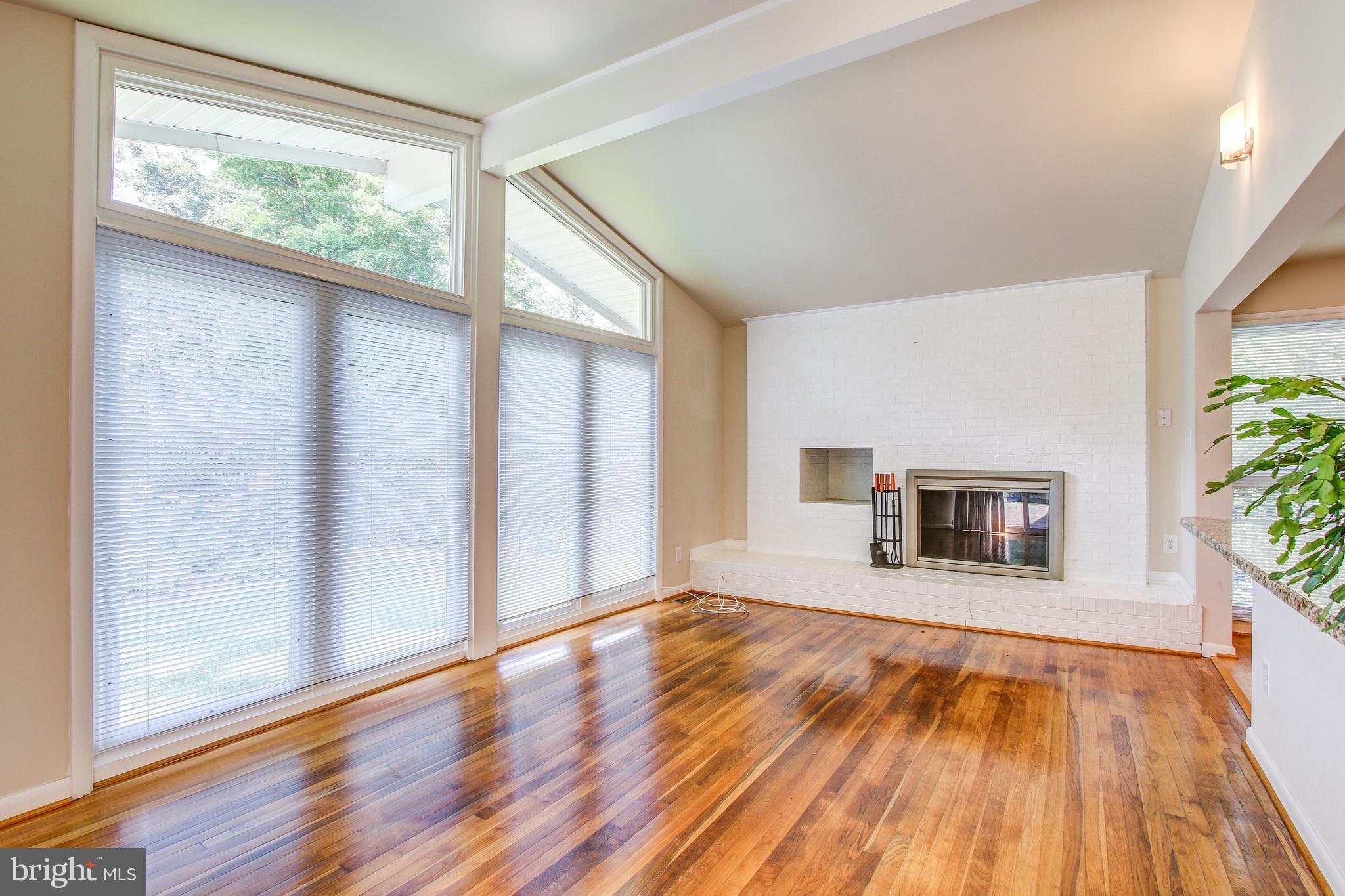 1700 Beaver Circle Reston, VA 20190 - Photo 21 of 36